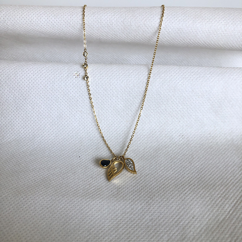 Joyería colgante transfronteriza al por mayor de acero inoxidable flor hoja ala forma colgante sin decoloración collar simple de las mujeres