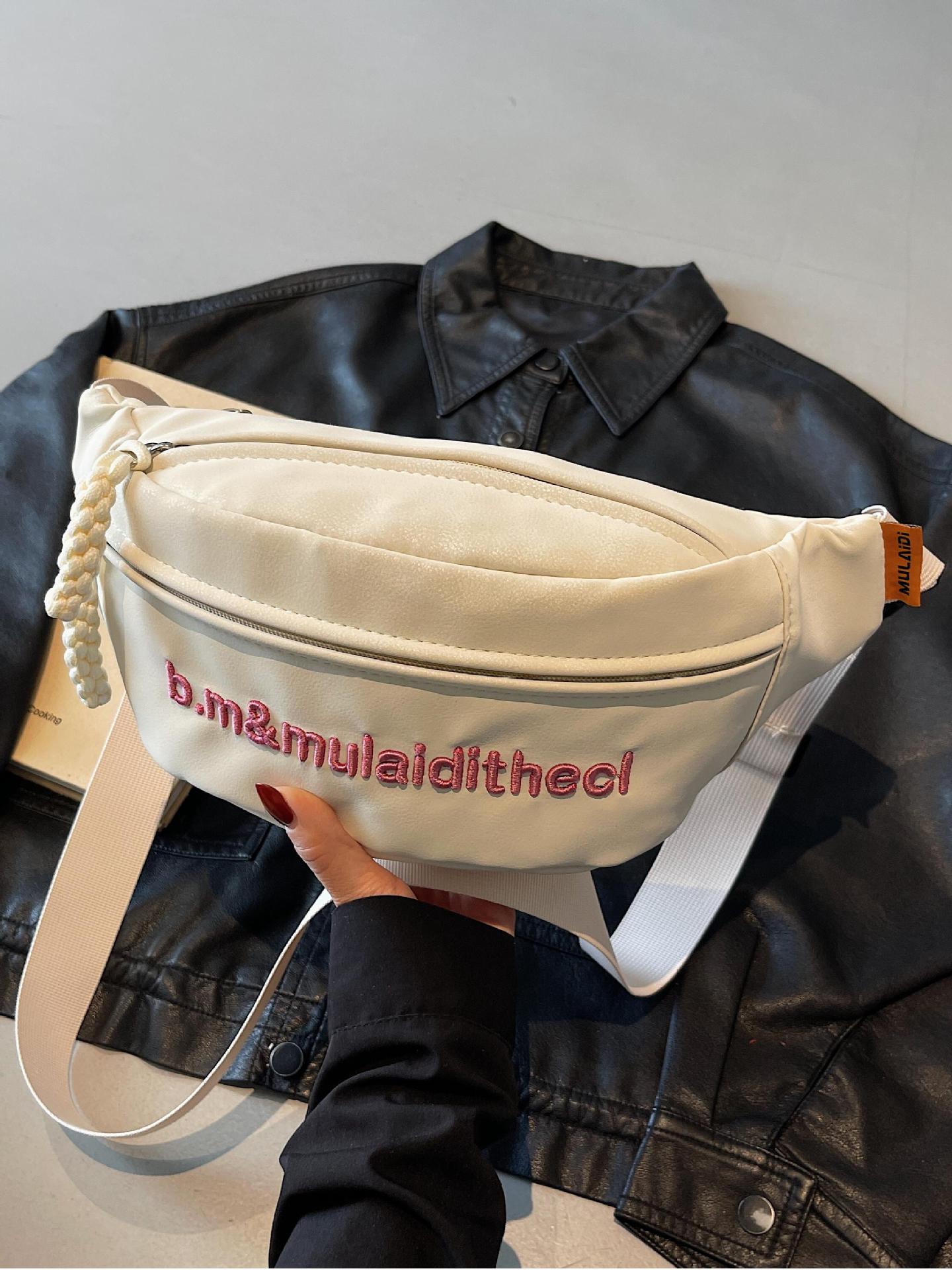 Comercio exterior Super Fire Bordado Estilo extranjero Bolsa de pecho Mujer 2025 Nuevo estilo de moda salvaje Bolsa de mensajero de hombro casual de celebridades de Internet