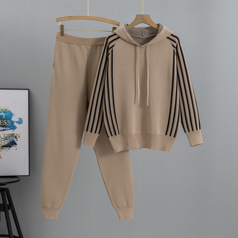 국경 간 대외 무역 캐주얼 패션 스포츠 연령 감소 니트웨어 세트 여성 가을 후드 스웨터 높은 허리 바지 투피스 세트