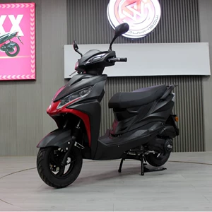 49/180/150CC Dördüncü Nəsil İki Təkərli Skuter Motosiklet