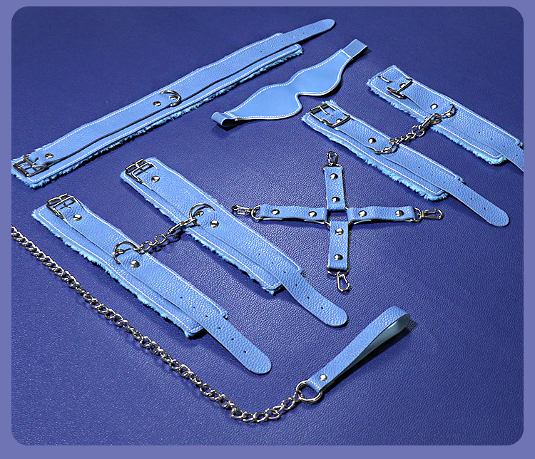 SM Plush Bondage Kit with Handcuffs and Nipple Clamps, 7-Piece Adult Couple Set — detail image 34
