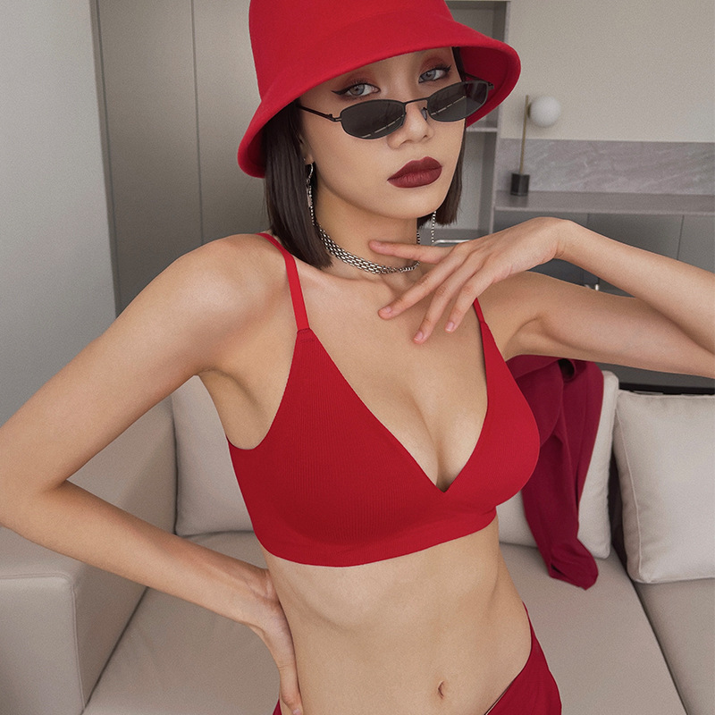Red Extending Underwear Women's Small Chest Push-up Big Sexy Seamless Bra Suit