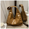 Winter retro fashionable capacious one-shoulder bag for leisure, shoulder bag, 2023 collection