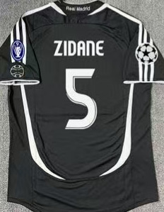 adidas x Real Madrid Retro 2004/05 Third Zidane Jersey Black