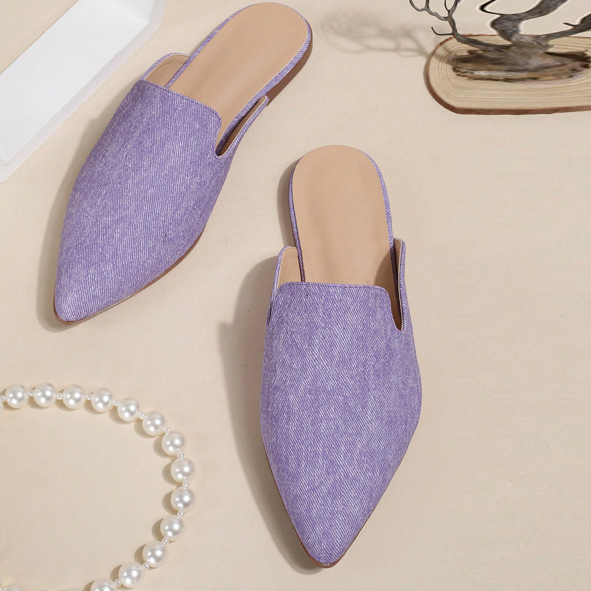 Naiste lamedad sussid Mugleri kingade ja poolsandaalidega_voghion.com