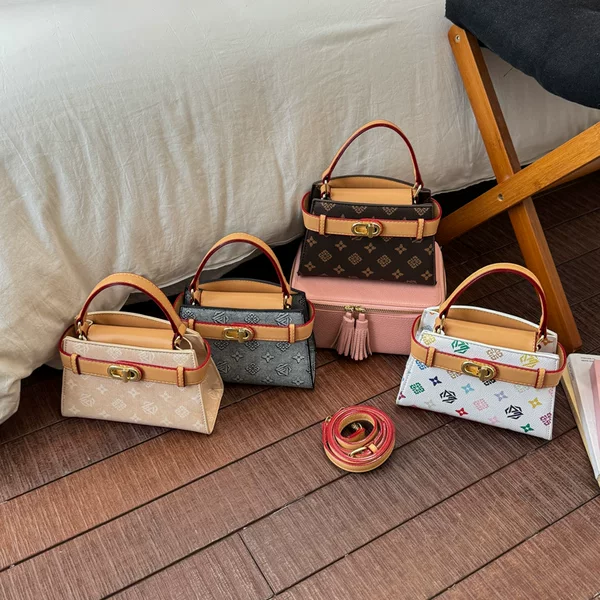 Elegant and Luxurious Handbag with Floral Print for Women, 2026 New Model, Niche Commuter Versatile Shoulder and Crossbody Bag for Women