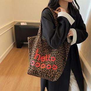 �nϵins�¿���ֵ㼑��L���y��ĸ������Ůʿ�p�������б���