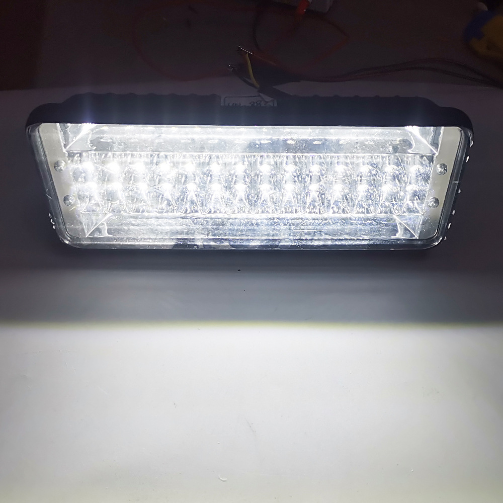 Luz DE TRABAJO LED de 45W luz todoterreno camión Luz de niebla 6 × 4 faro todoterreno luz de conducción LED cuadrada de 5 pulgadas