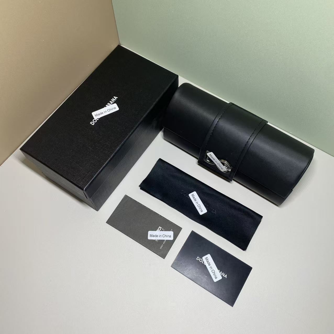 Fábrica al por mayor directa de una sola pieza de caja de espejos de alta calidad caja de almacenamiento gafas de sol gafas de sol caja de gafas de sol