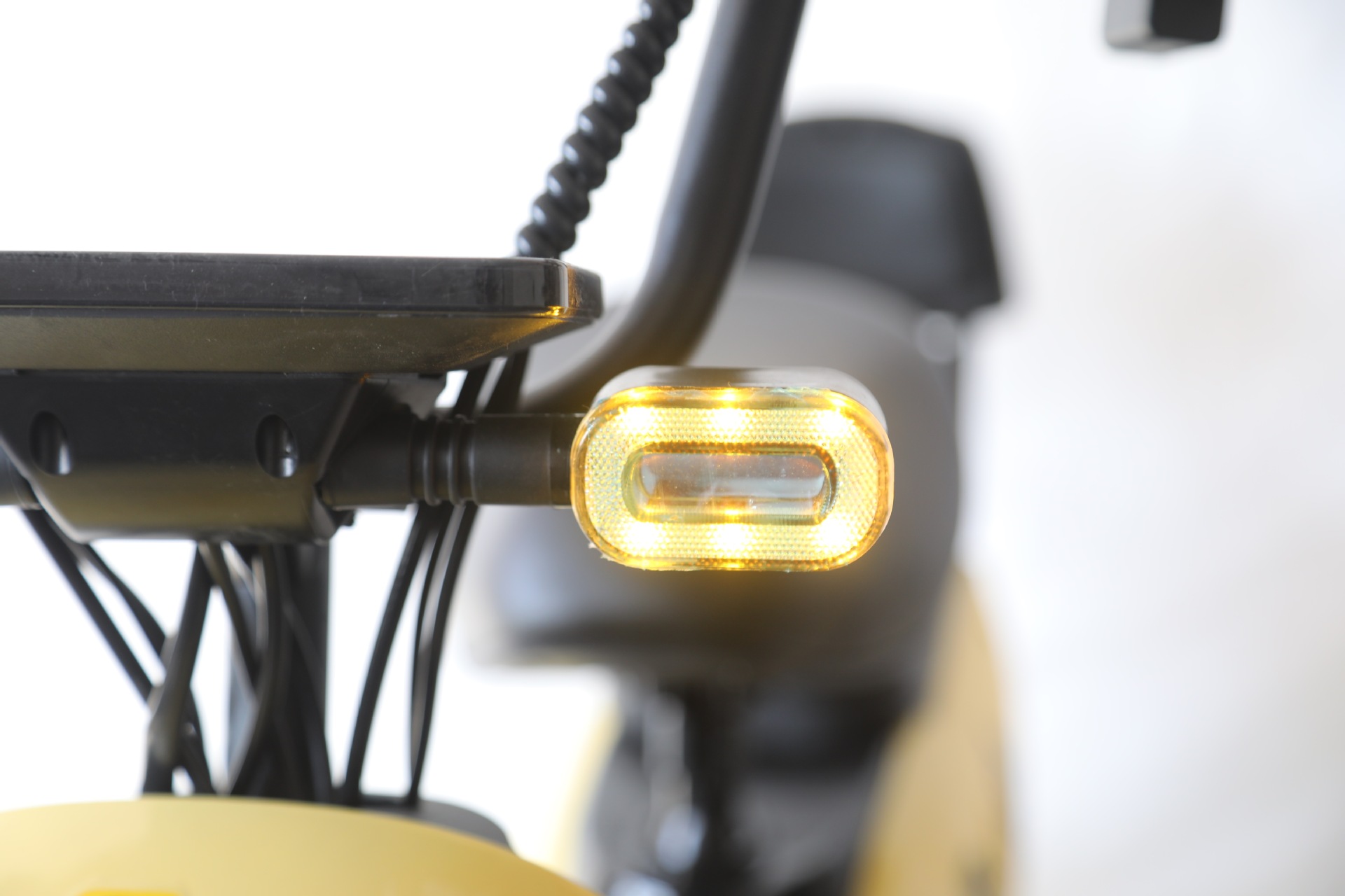 Electric Vehicle Export, Foreign Trade, Electric Motorcycle Processing, Battery Car Cross-Border Wholesale, New National Standard Models, Cross-Border Certification Area