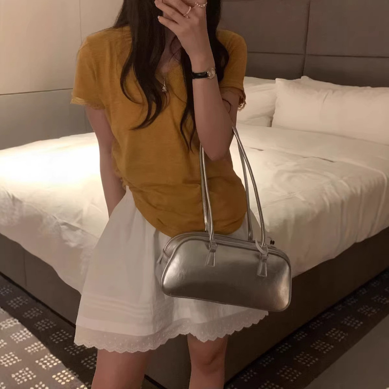 Jacquard V-Neck Lace Short-Sleeved T-Shirt Top, Gentle and Elegant Base Top for Women, Spring and Summer G1750