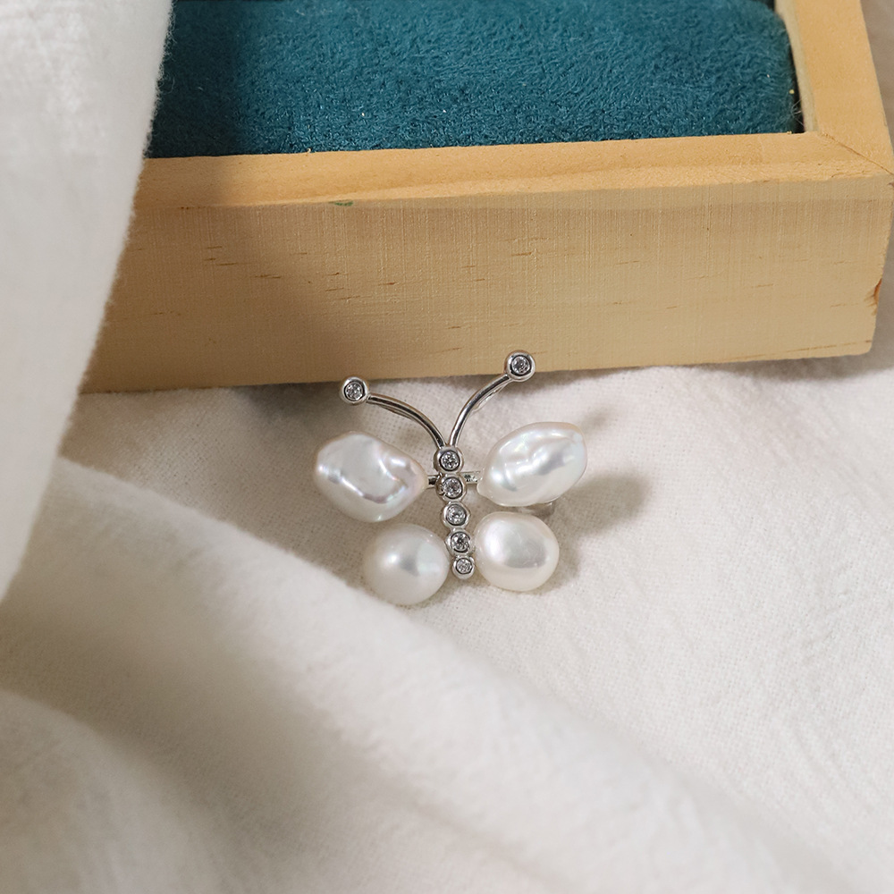 925 Silver Butterfly Brooch Pendant Two-Wear Elegant Women's Pin Baroque Pearl Corsage Simple Jewelry Accessories