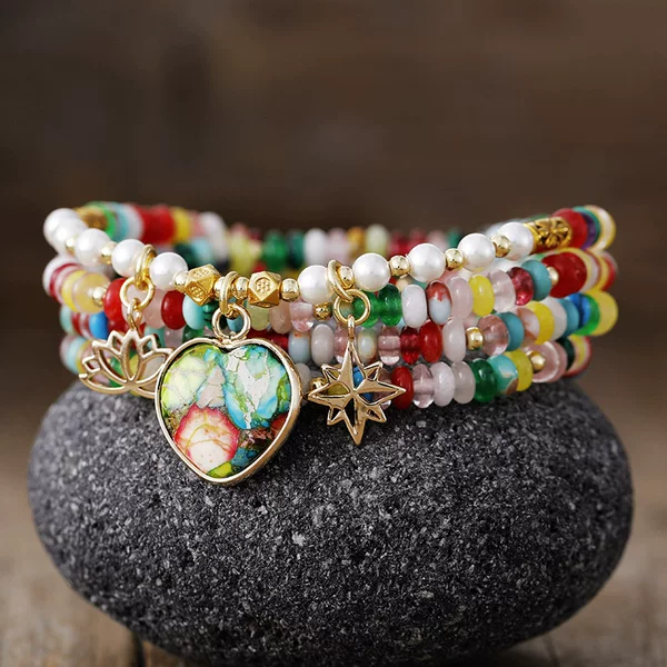 European, American, Japanese and Korean Fashion Simple Color Natural Stone Love Pendant Handmade Elastic Beaded Green Gold Necklace Hand