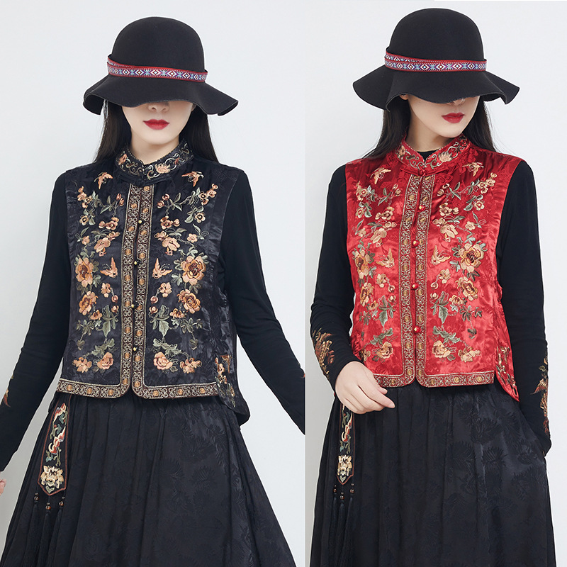 Spring and Summer New Ethnic Style Embroidered Vest Retro Chinese Style Jacquard Satin Blouse Women's plus size Vest