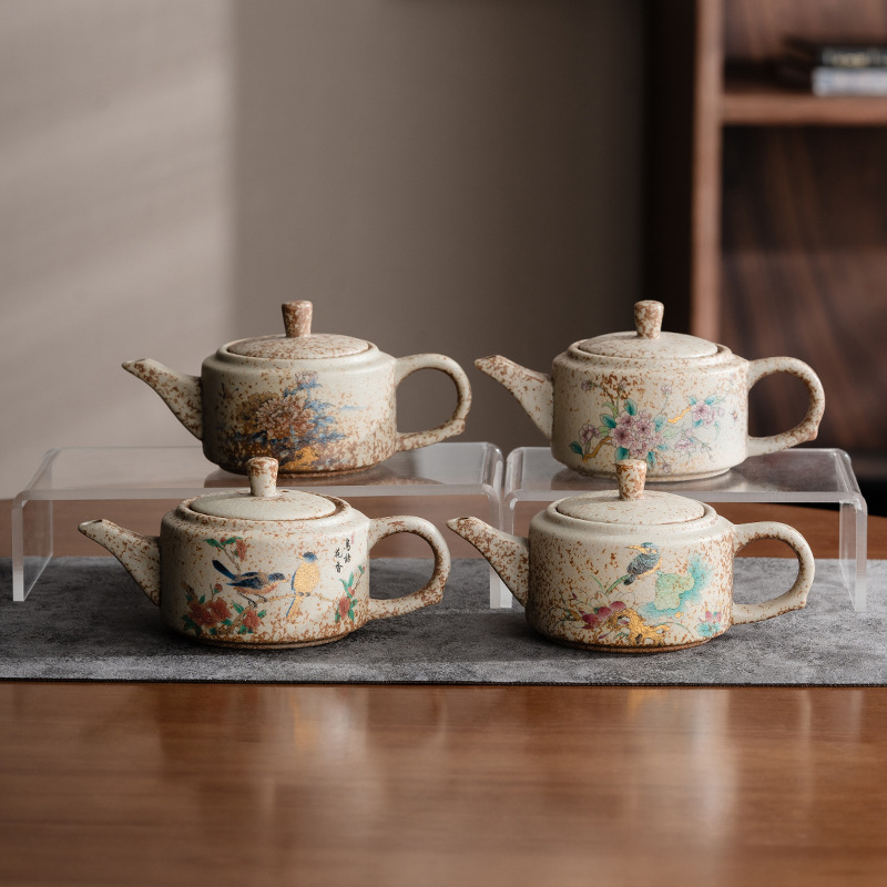 Blue and White Firestone Red Teapot, Chinese-Style Tea Room Decal Ceramic Teapot, Household Guest Tea Brewing Teapot with Tea-Water Separation Blue and White Firestone Red Teapot, Chinese-Style Tea Room Decal Ceramic Teapot, Household Guest Tea Brewing Teapot with Tea-Water Separation