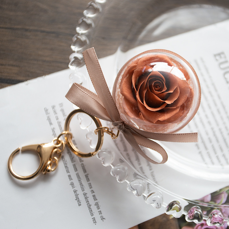 Llavero de flor eterna al por mayor colgante terminado ramo de flores secas Caja de regalo de San Valentín regalo de mano de novias regalo de bendición