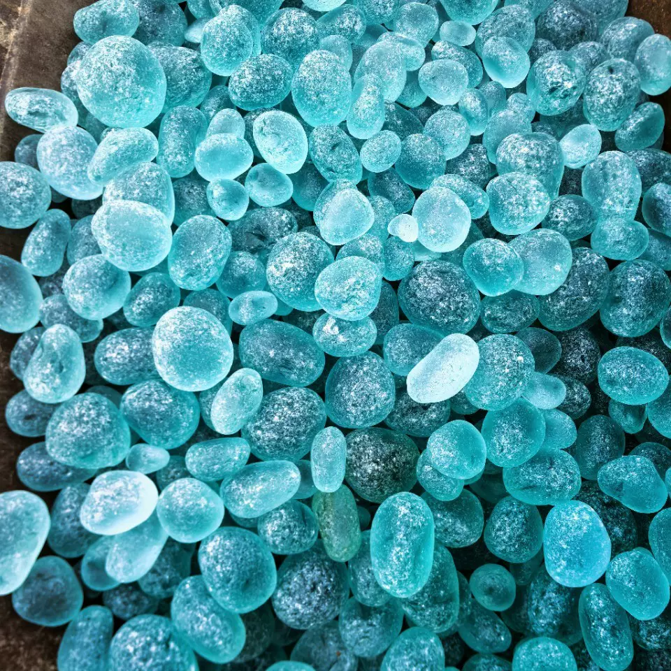 打磨玻璃块磨砂海玻璃糖果石海蓝玻璃块石笼墙海滩水族造景玻璃石