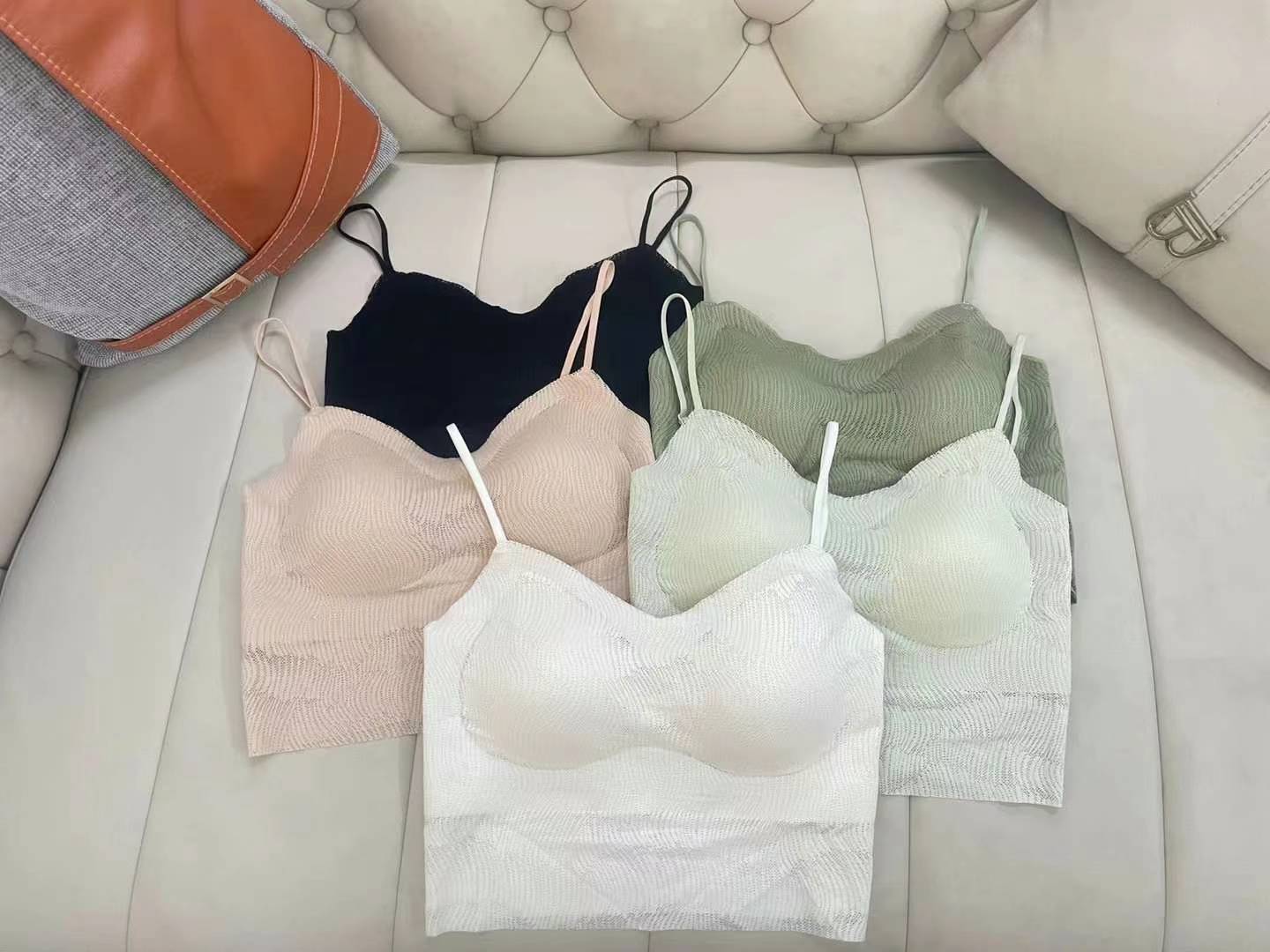 Nueva taza fija sin marcas de alta calidad chaleco de dama sin anillo de acero bra de yoga ropa interior deportiva mujer al por mayor