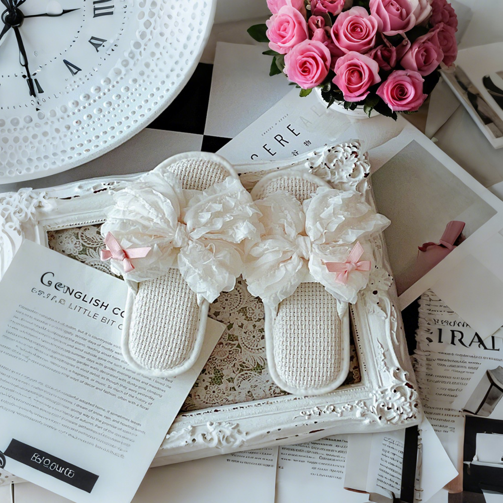 두꺼운 밑단 물떼새 격자 + 나비넥타이 - (흰색 + 2 섹션)