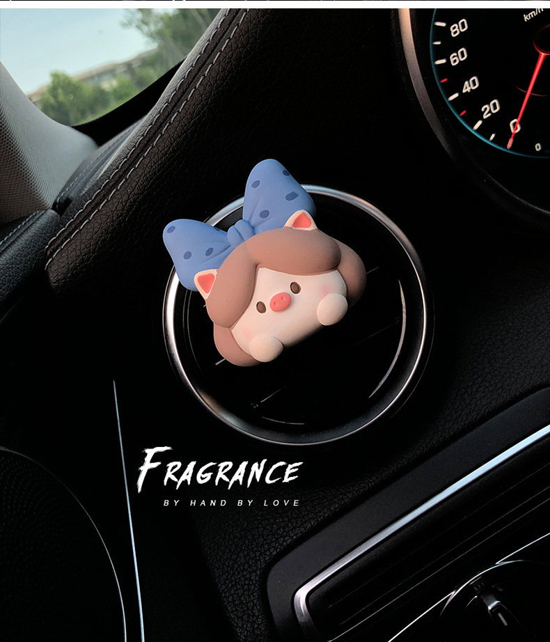 Retro pig Princess car aromatherapy car air outlet perfume decoration fragrance Stone car interior decoration accessories ladies