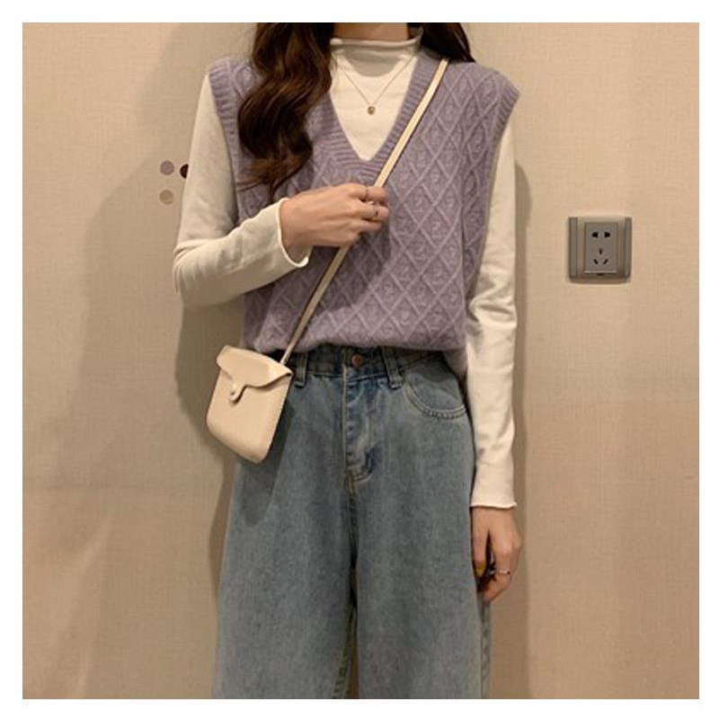 demi-season fashionable trend retro knitted sweater