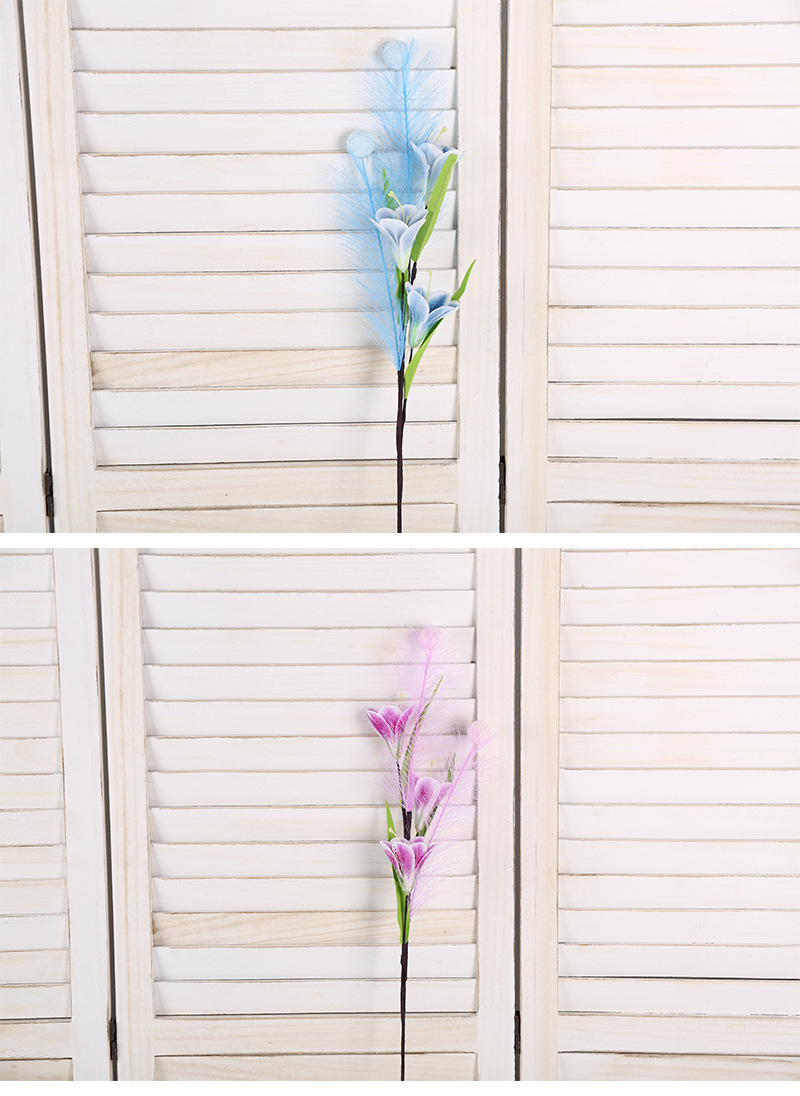Ramo de lirios y bolas doradas flores artificiales con junco_voghion.com