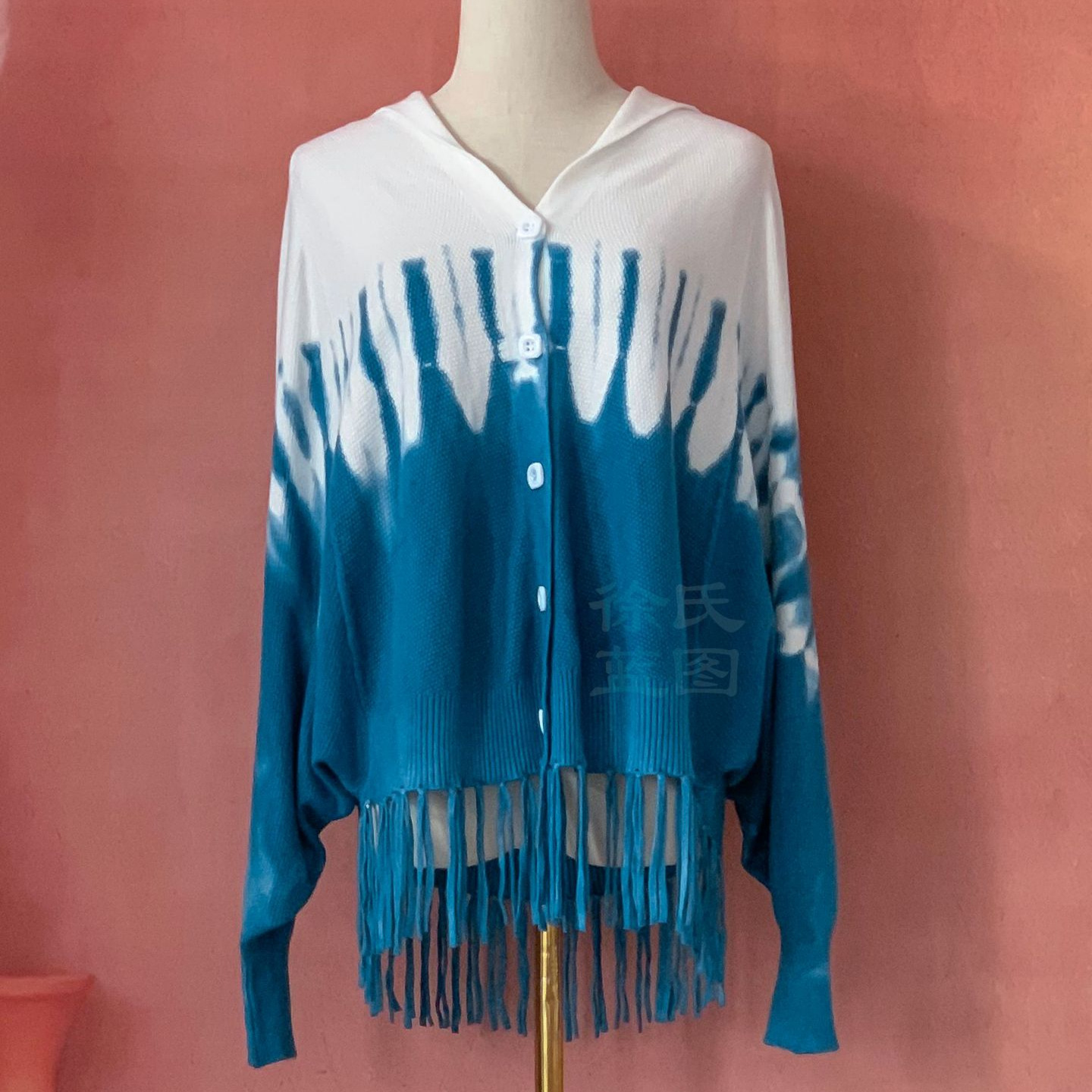 Dali Handmade Tie-Dye Autumn Style Artistic Women's Hooded Knit Sweater with Blue Dye Tassels and Batwing Sleeves
