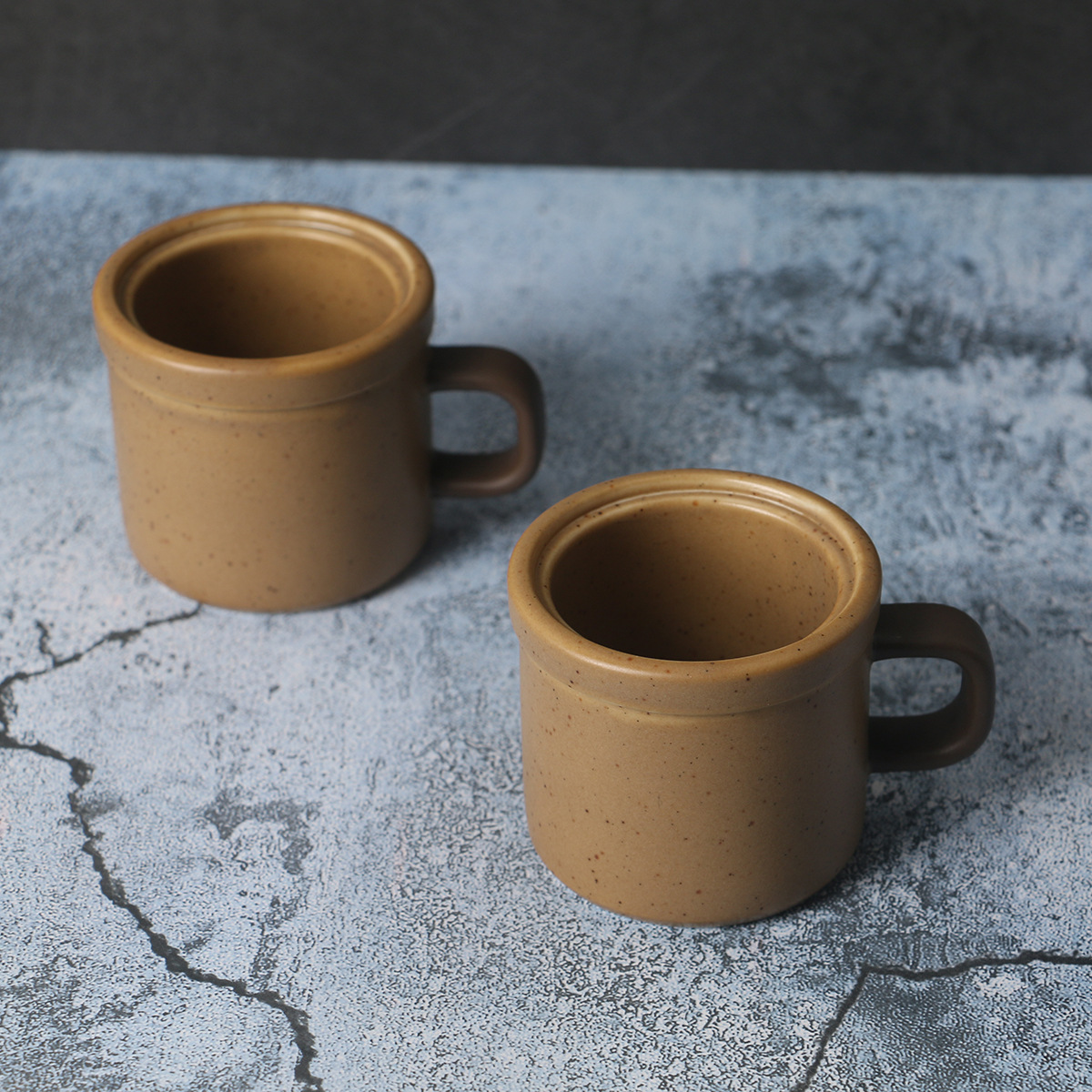 Taza de exportación de comercio exterior dby mate ganso azul piedra suave punto amarillo óxido taza de color taza personal de tamaño pequeño