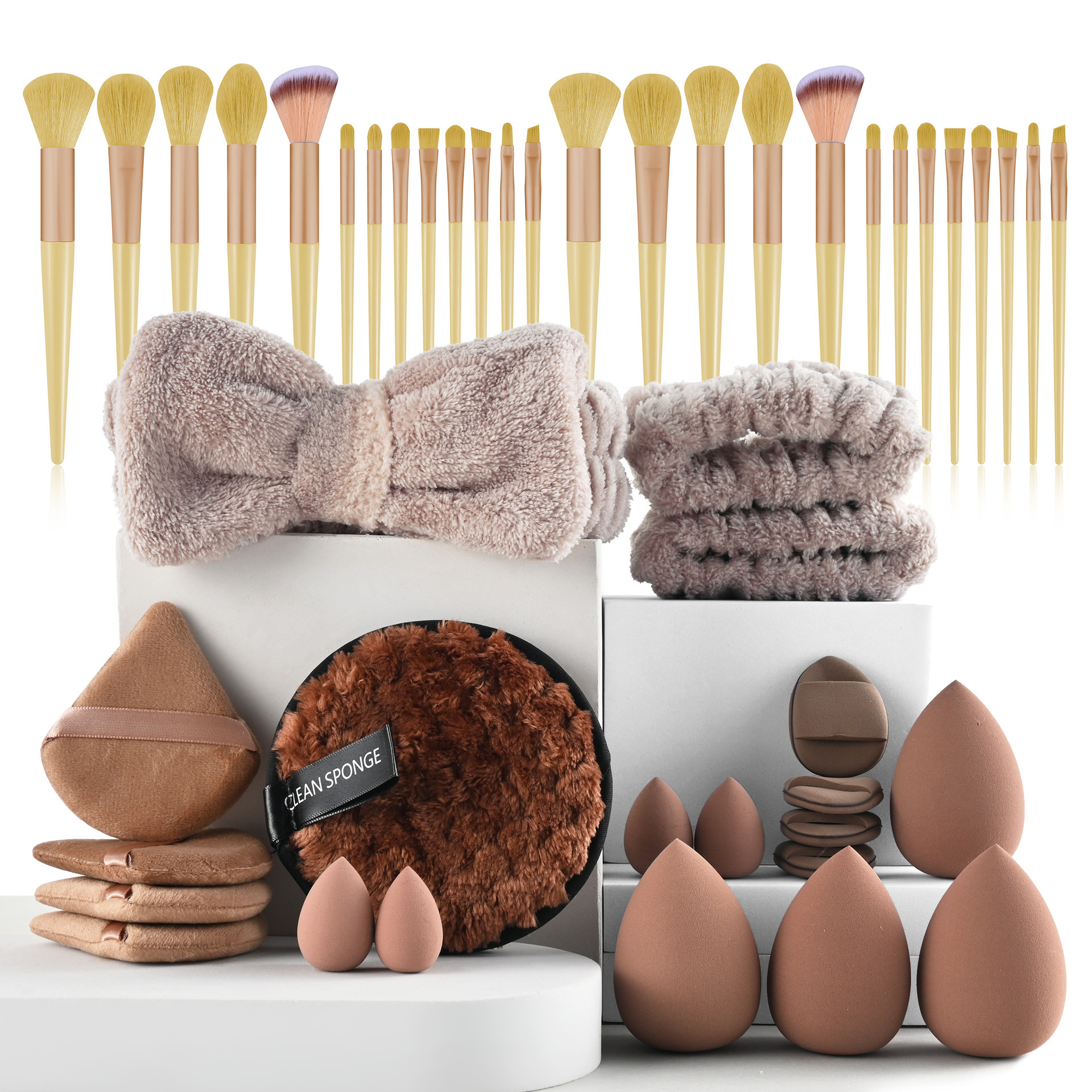 40pc set de herramientas de maquillaje de belleza de venta en caliente transfronteriza, un conjunto completo de 46 pinceles, una gran combinación de lavado de cara, maquillaje en polvo