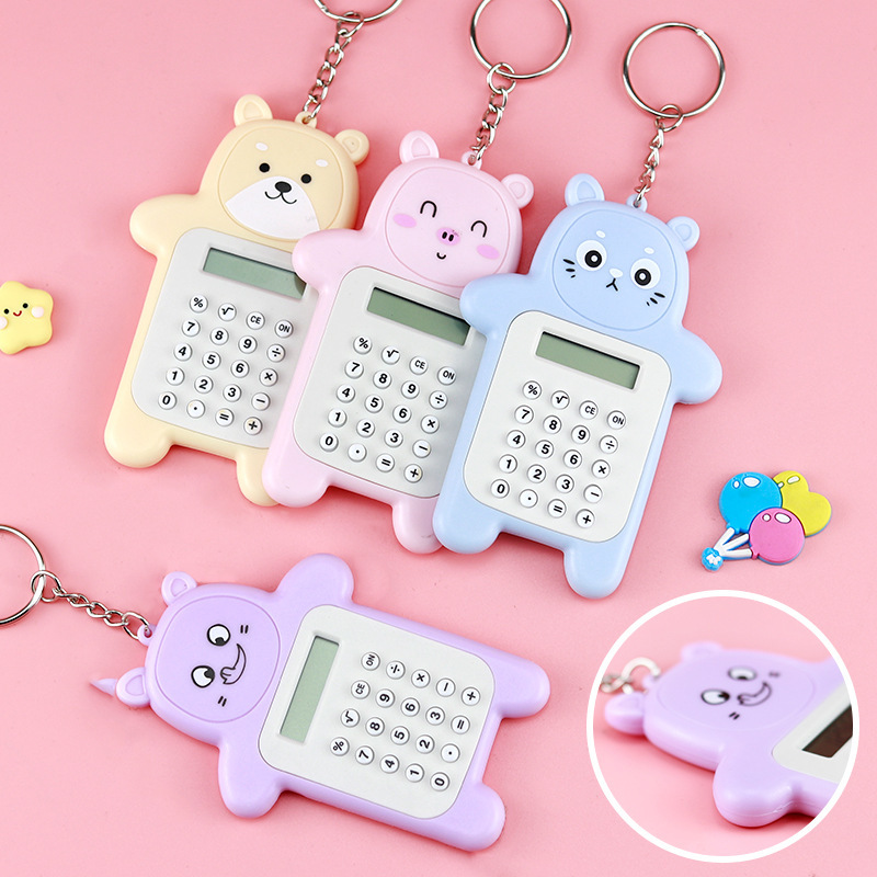 Calculadora de emoticon de oso lindo mini calculadora portátil pequeña portable llavero de estudiantes de primaria venta caliente transfronteriza