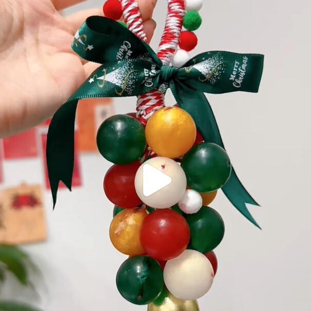 Cross-Border New Product Christmas Handmade Grape Bunch Soap for Bathing and Hand Washing, Long-Lasting Fragrance Pendant Soap Souvenir Gift