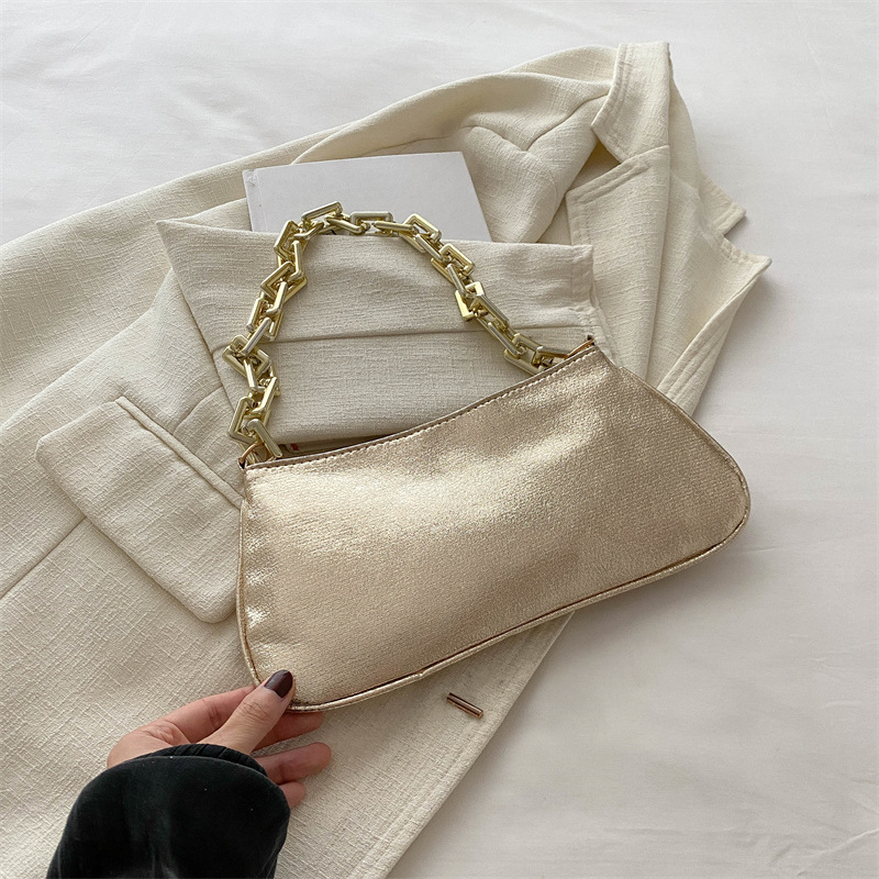 Bolso de mano de cadena de moda, bolso de mano de mujer, nuevo estilo de moda, bolso de palo minimalista, bolso de hombro de nicho de verano 2024