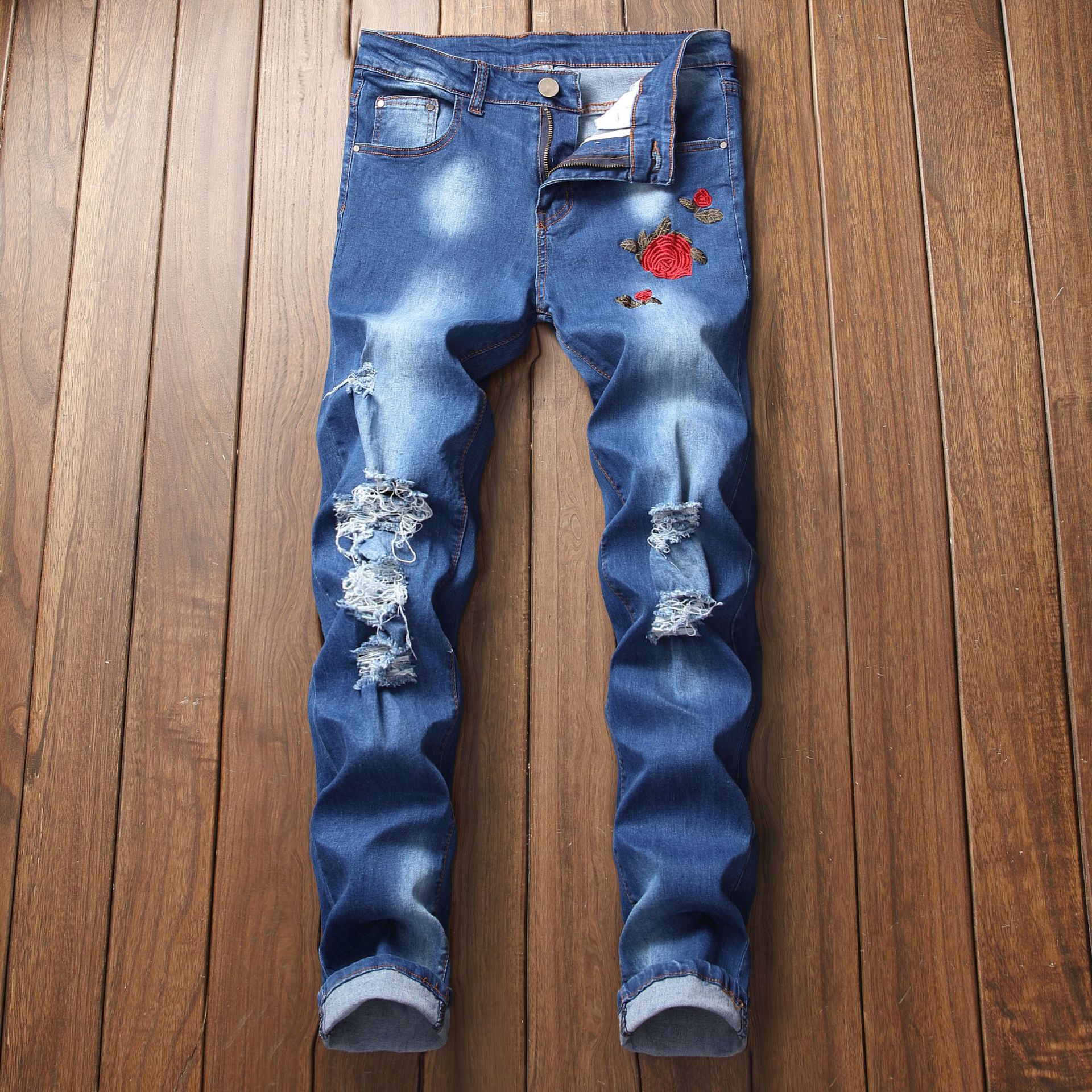 Men's Slim Fit Rose Embroidered Light Blue Stretch Denim Jeans_voghion.com