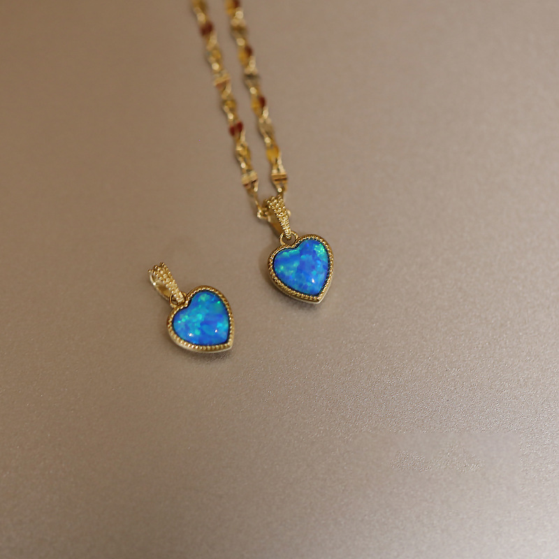 Marine pendant heart shaped