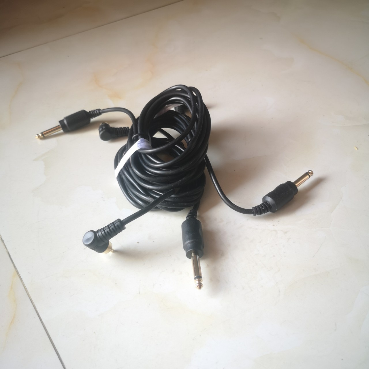 ��ɫ��ͷ������ֱͷRCA�߱������������ϸ����ֱ��4.5mm��2m����