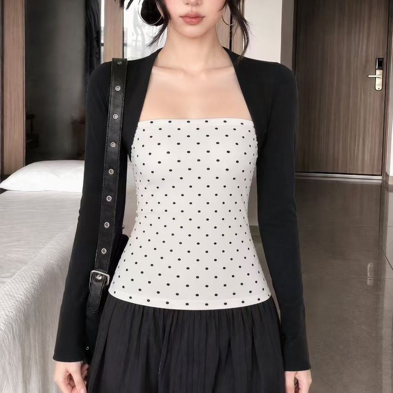 Yeyuan Autumn/Winter Fashionable Polka Dot Long Sleeve T-Shirt for Women, Slim Fit, Unique Design, Versatile Base Shirt Top Yeyuan Autumn/Winter Fashionable Polka Dot Long Sleeve T-Shirt for Women, Slim Fit, Unique Design, Versatile Base Shirt Top