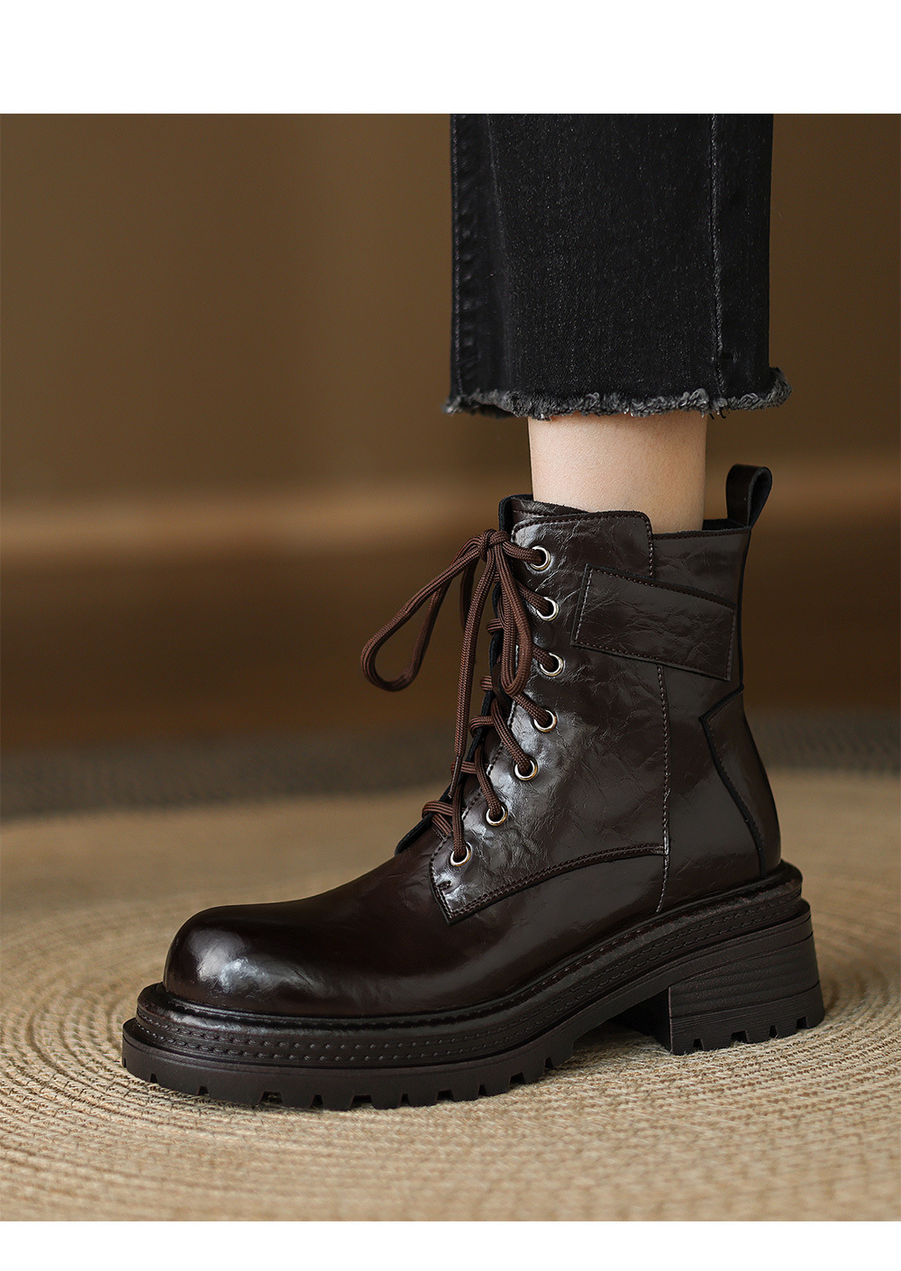 Boot Martin nữ gót dày buộc dây đế tăng chiều cao phong cách Maillard thu đông 2025 — Lớp lót nhung đen, Nhung nâu, Lớp lót đơn màu đen, Lớp lót đơn màu nâu chi tiết 6