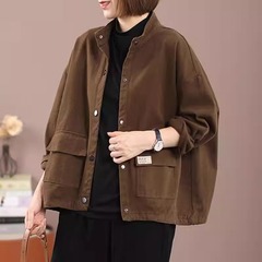 春秋服の韓国版のショートコートの女性の小柄な爆発の大きいサイズのゆったりしたレトロな上着のカジュアルな野球服のジャケット