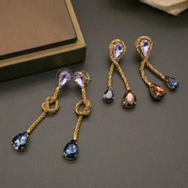 耳钉;首饰套装;项链