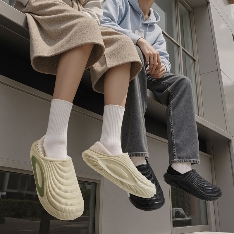 Waterproof Cotton Slippers for Men, Autumn and Winter 2026 New Model, Non-Slip Home Cotton Shoes with Thick Soles, Suitable for Outdoor Wear, Cotton Slippers for Women