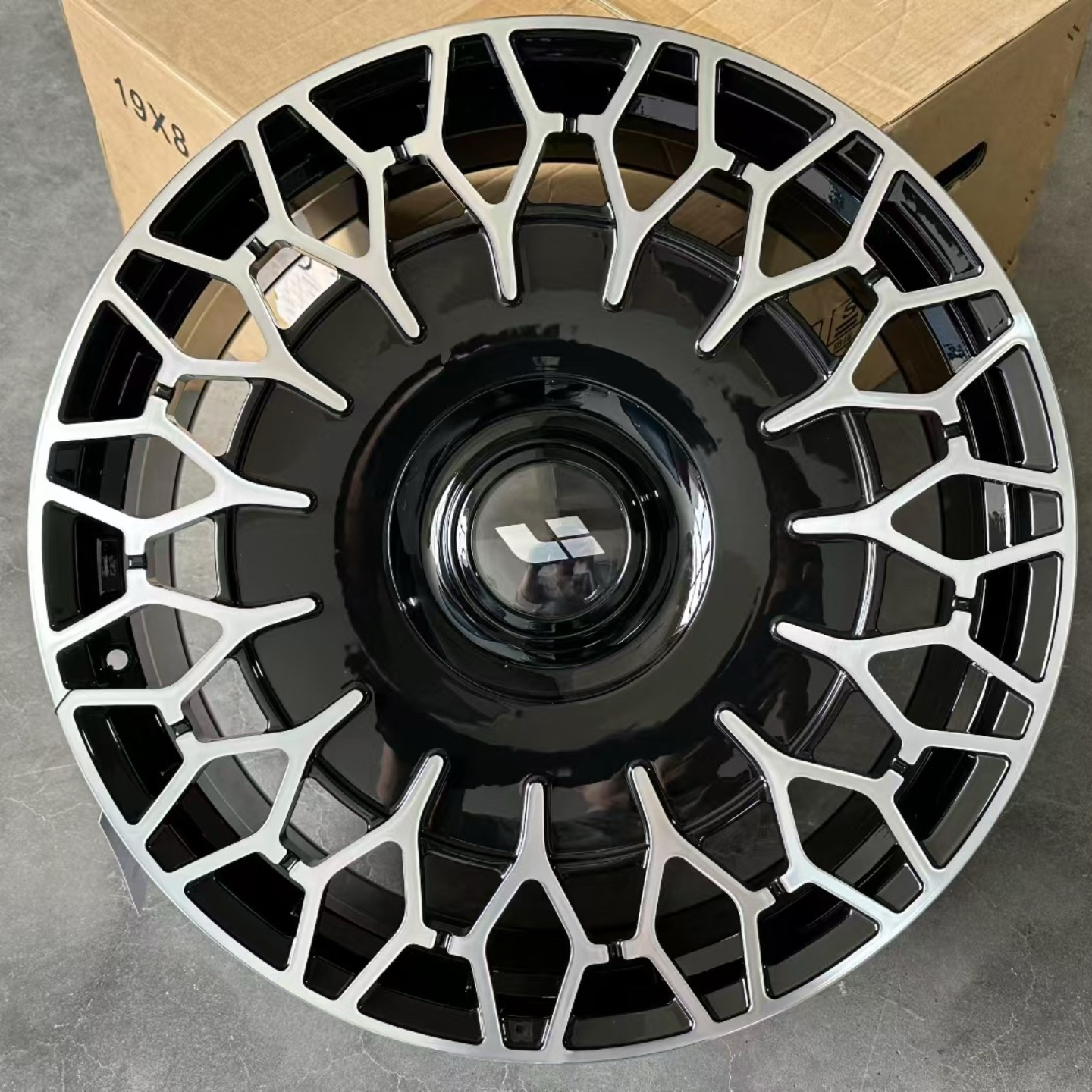 Suitable for 20, 21, 22inch Ideal Forged Wheel Modification L6 L7 L8 L9 One I8 Wheel Customization