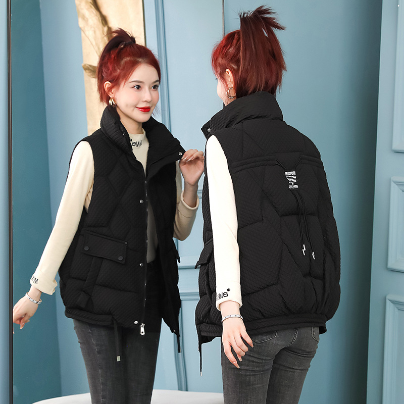 Otoño y invierno de 2023 nuevo chaleco de algodón corto de moda coreano abrazadera de caballo universal chaleco de hombro suelto chaqueta