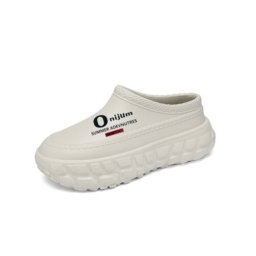 New style slippers for men—indoor and outdoor, non-slip, waterproof, kitchen chef’s slippers—fashionable couple’s closed-toe slippers.