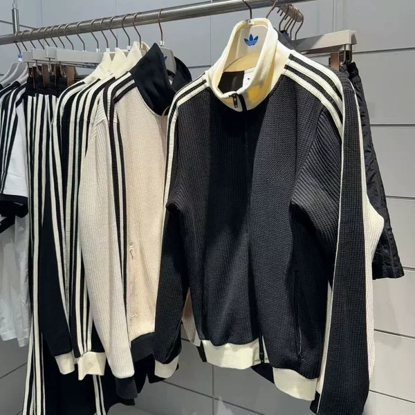 Spring and Autumn New Style Waffle Collar Striped Three-Leaf Jacket for Men and Women, Classic Retro Embroidered Casual Sports Jacket