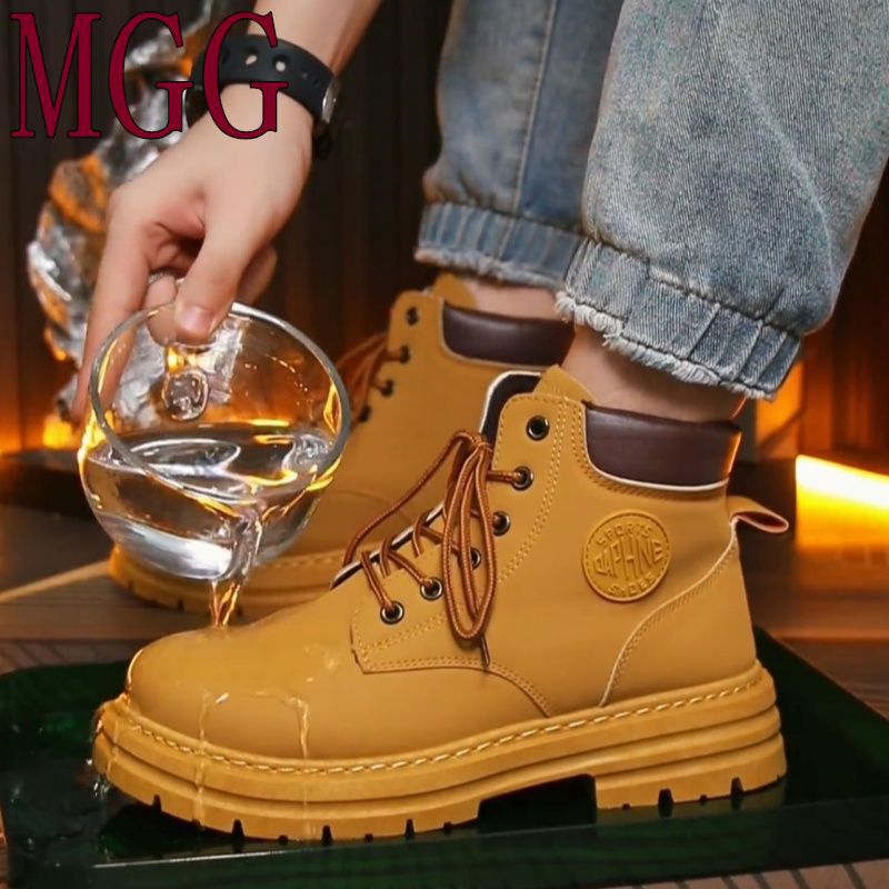 Martin botas cortas nuevas zapatos de alta altura de verano 2024 locomotora al aire libre para hombres y mujeres botas cortas botas de amarillo