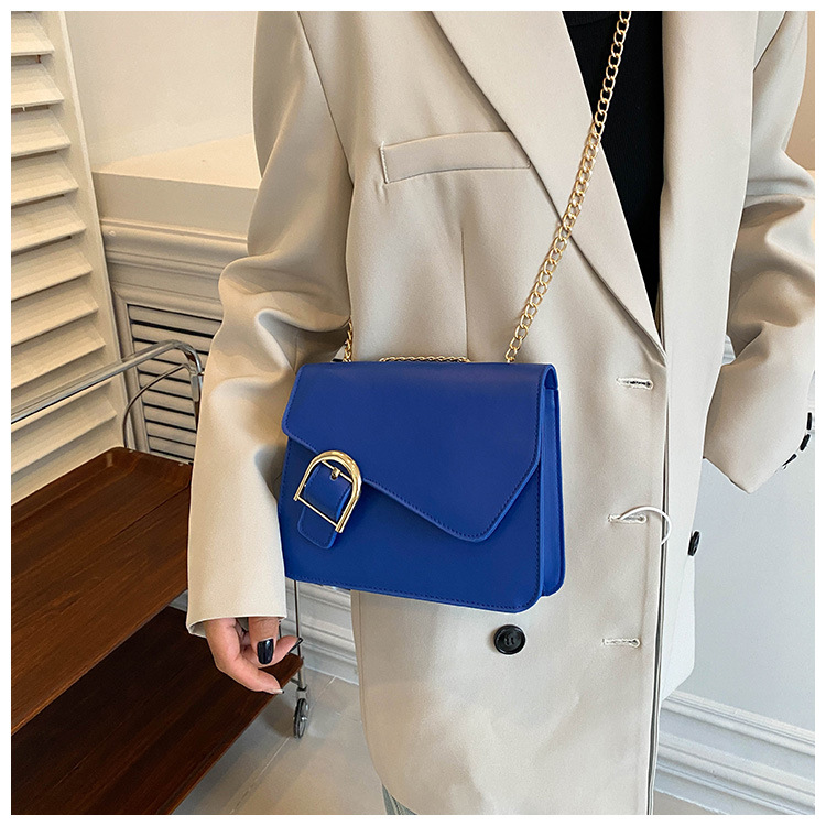 Women's Medium Pu Leather Solid Color Streetwear Square Lock Clasp Square Bag display picture 9