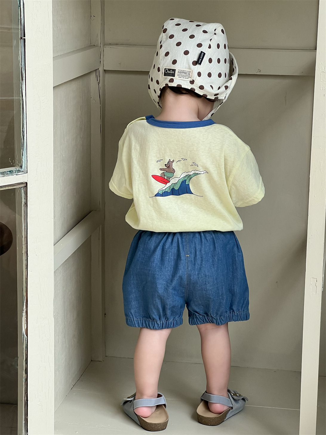 Ropa de verano para niños 2025, ropa de verano fina, conjunto de pantalones cortos de mezclilla para niños, estilo coreano, manga corta, nuevo