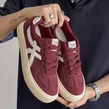 2025新款复古小众德训面包鞋男士百搭休闲鞋潮流运动学生板鞋子