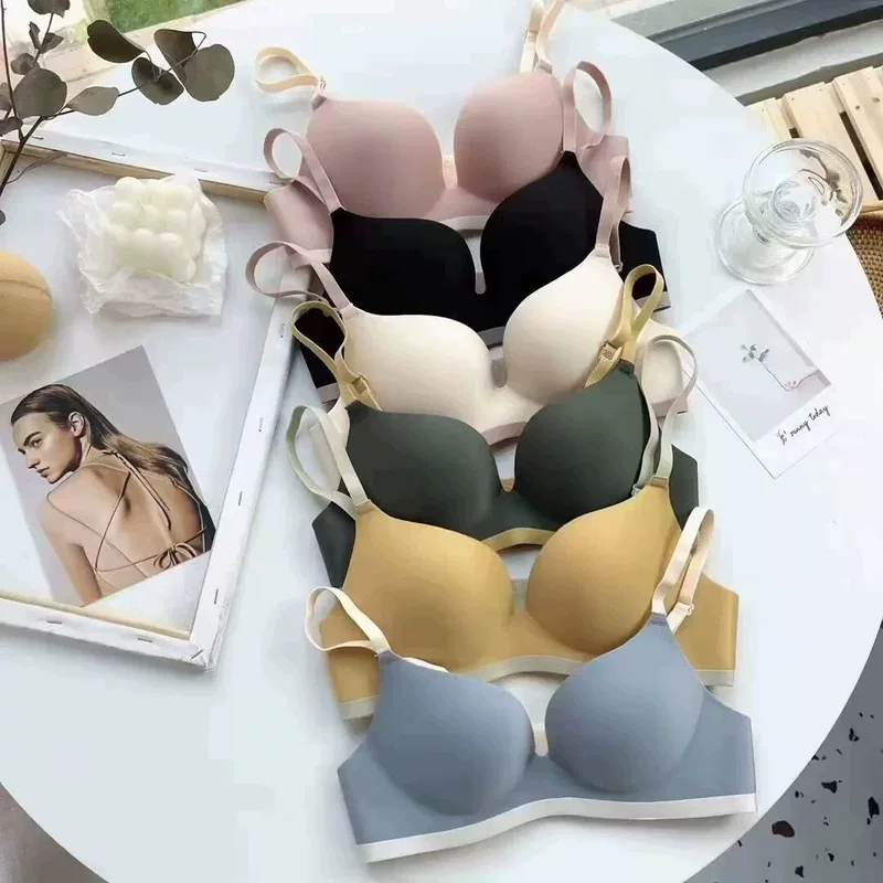 Бюстгальтеры Юго-Восточной Азии, яркие, глянцевые, бесшовные женские слитные изделия контрастного цвета, боковые груди, нижнее белье без границ, без стального кольца