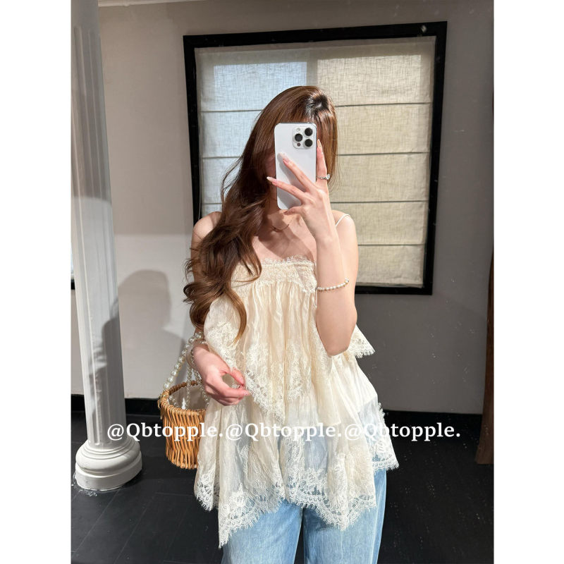 French Resort-Style Lace Patchwork Camisole for Women, Summer Outerwear, Pure Desire Hot Girl Style, Loose Slimming Sleeveless Top French Resort-Style Lace Patchwork Camisole for Women, Summer Outerwear, Pure Desire Hot Girl Style, Loose Slimming Sleeveless Top